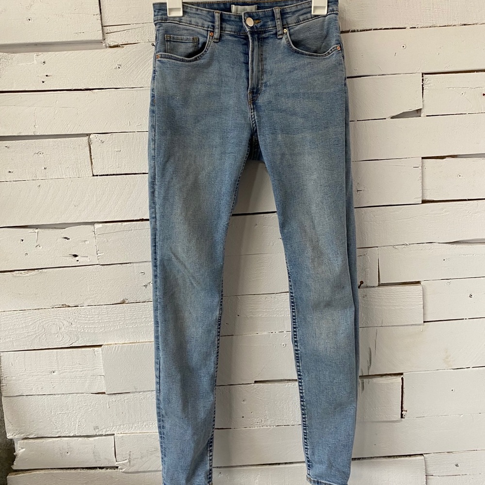 H&M Skinny Jeans. Size 4